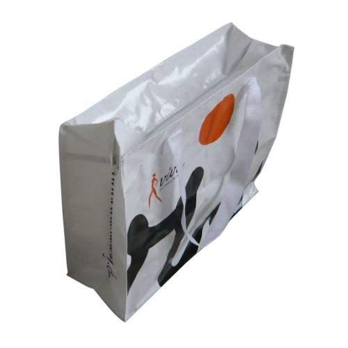 PP woven bag with zipper