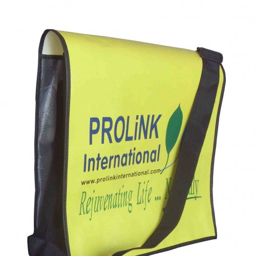 Non woven messager bag with adjustable shoulder strap for amazon