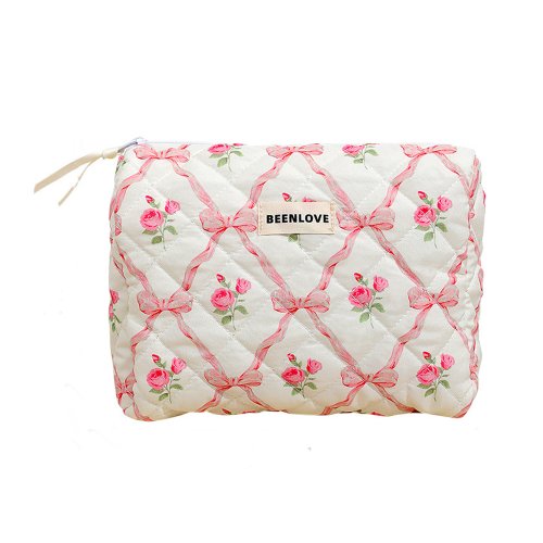 Quilted Cosmetic Zipper Bag